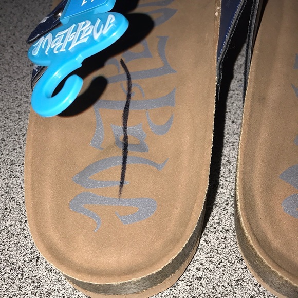 NWT Madlove Sandals - Picture 6 of 7